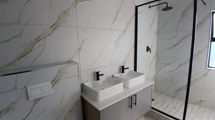 3 Bedroom Property for Sale in Sandown Western Cape